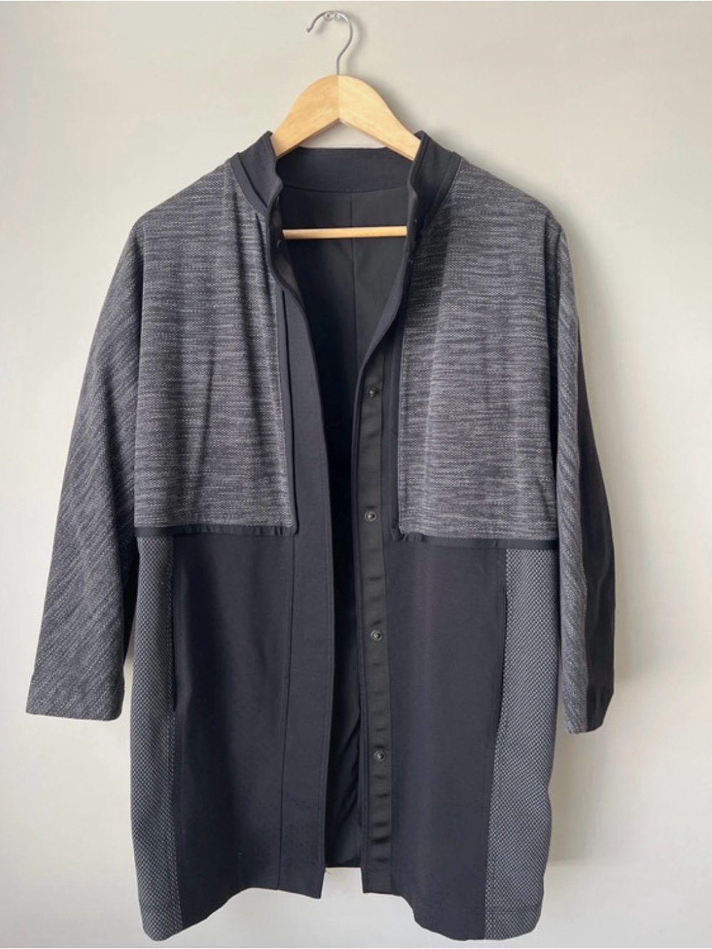 Lululemon Cocoon Car Coat in a black and grey space-dye pattern
